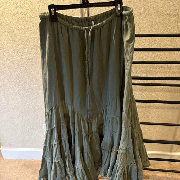 Free People Maxi Skirt - Picture 1 of 4